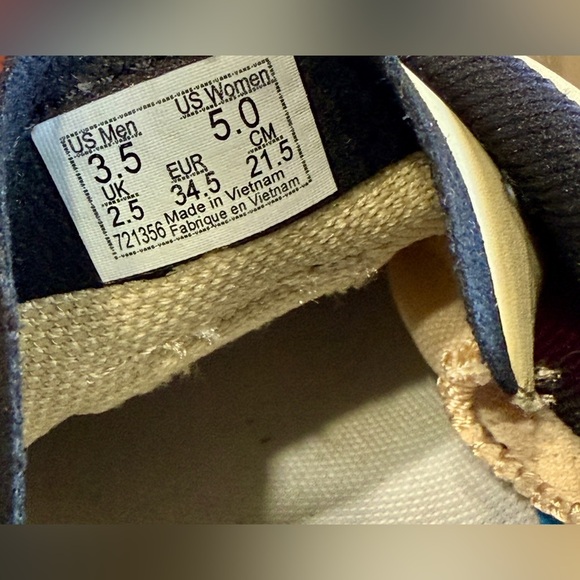 Vans UltraRange EXO 'Beige Black' Size youth 3.5 NWOB - Picture 5 of 6